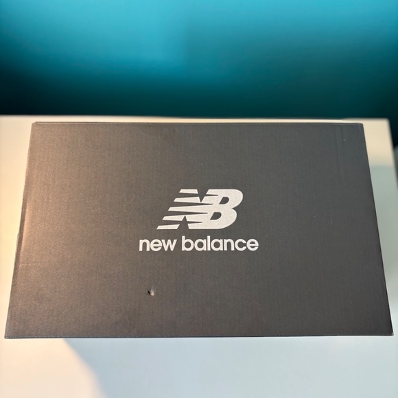 New Balance, M8 / W9.5, Raincloud with shadow grey and silver metallic - Picture 7 of 8